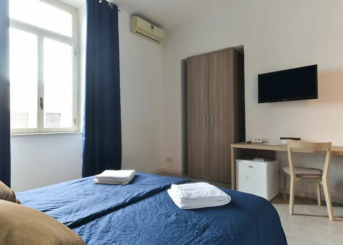 Roman Holidays Guest house 4*