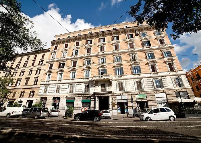 Roman Holidays Guest house 4*
